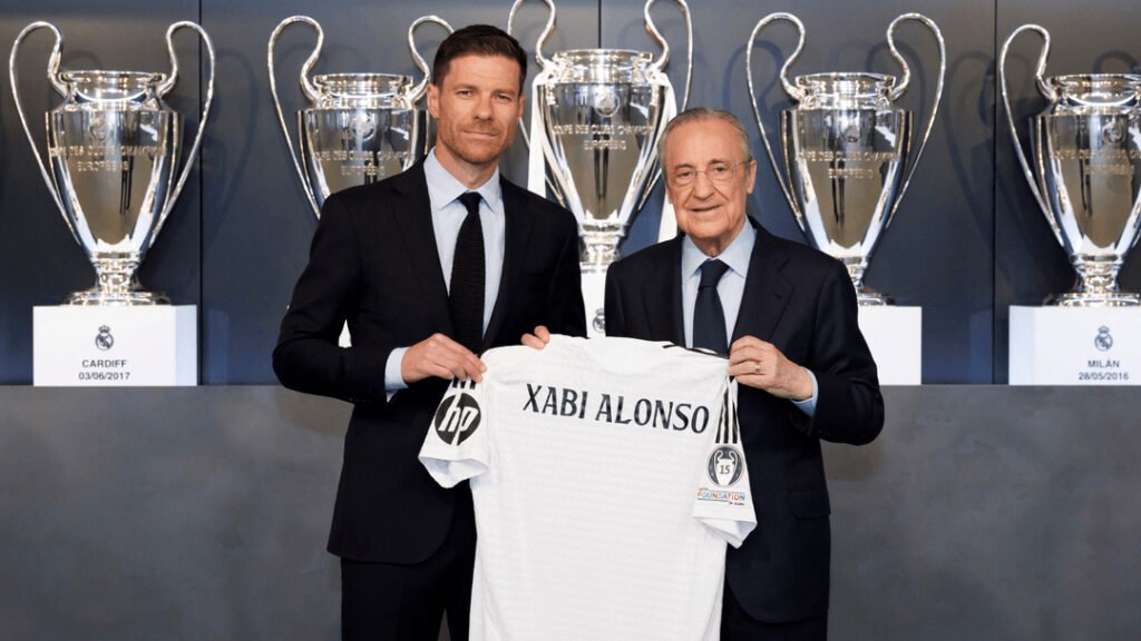 Xabi Alonso (left) with Florentino Pérez