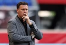 • Coach Kim Björkegren