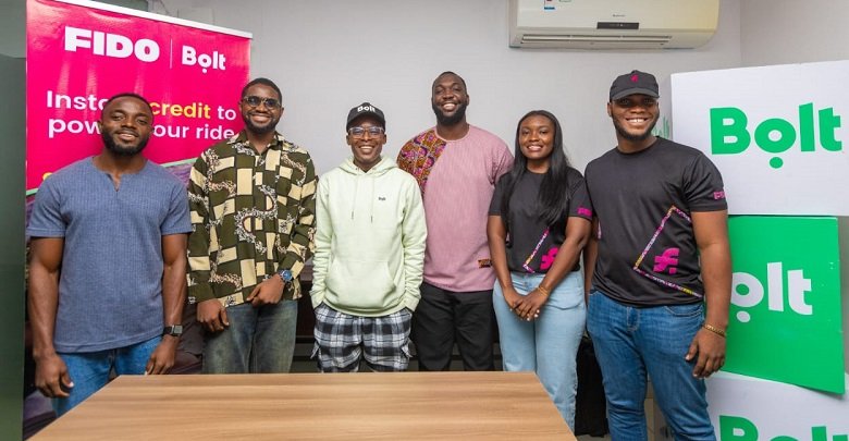 • Mr Ali (fourth from right) and Mr Appiah (third from right),with other representatives of the organisations