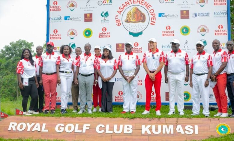 • Otumfuo Osei Tutu II (9th from left) and others dignitaries at the event