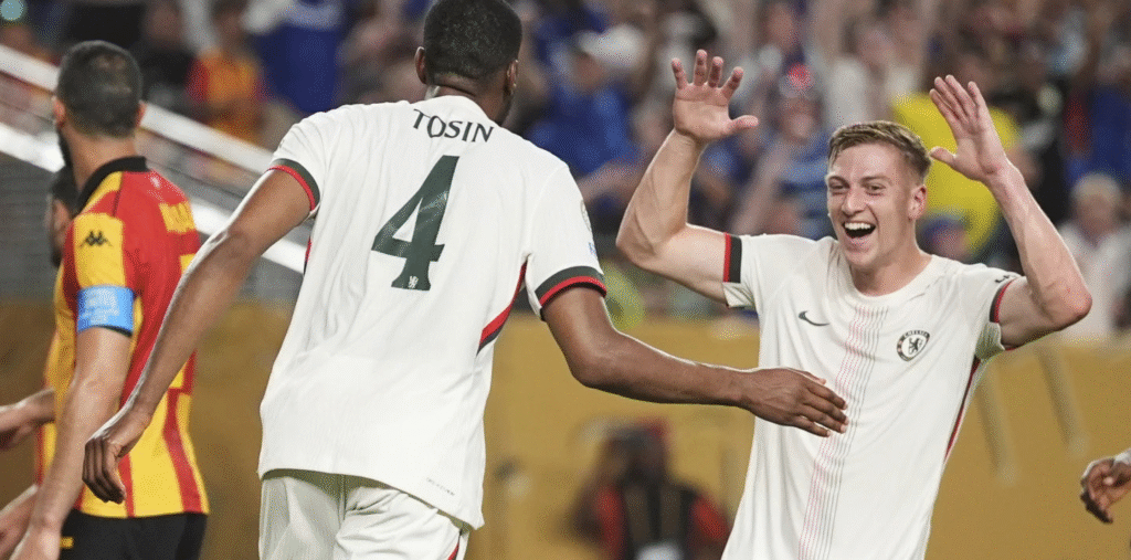 • Chelsea's Asarabioyo (left) congratulates Delap after scoring