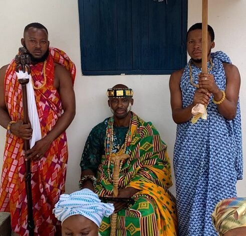 • Torgbui Badu IV sitting in state