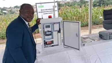 • Pastor Owona-Simpe beside the instrumentation system