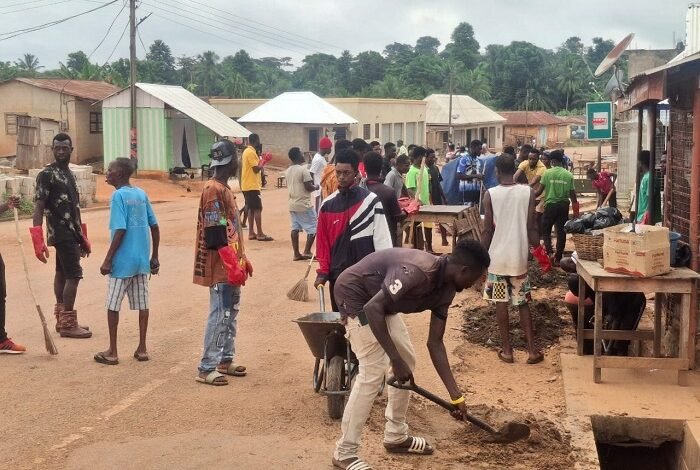 • Amantia residents cleaning the town