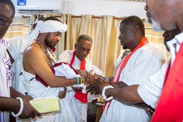 • Asafoatse Dzahene IV being inducted at the ceremony