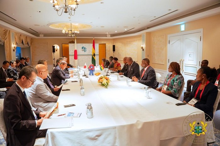 President Mahama (fourth from right) with the Japanese Prime Minister, Kishida Fumio (fourth from left) and their delegations at the meeting