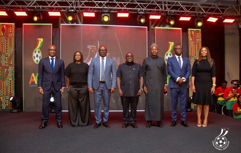 Mr Julius Drebrah (middle) flanked other high profile dignatries that attended the event