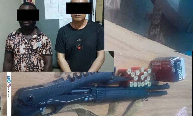 Some suspects (inset) Guns and cartridges retrived