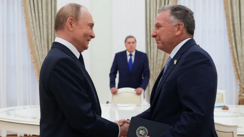 • Steve Witkoff and Vladimir Putin