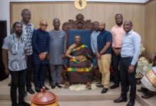 • King Tackie Teiko Tsuru II, Ga Mantse and officials of Somoco