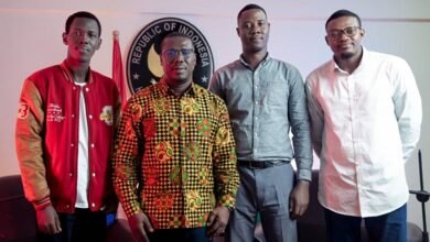 • Mr Rois Paskal (second from left) with some of the awardees