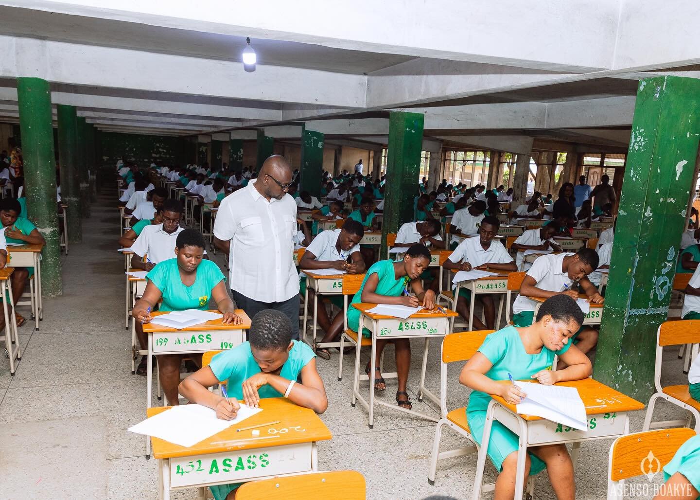 WASSCE 2025 begins: Asenso Boakye commends students at Bantama for abstaining from exams malpractice