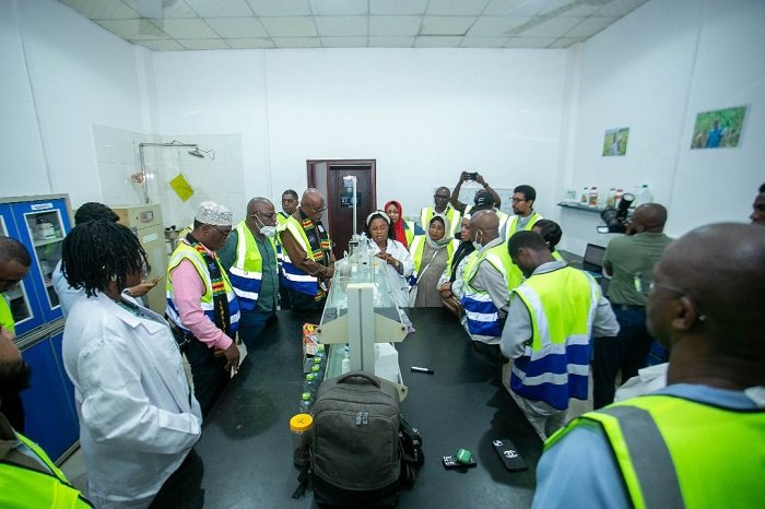 • The delegation being briefed at the tour