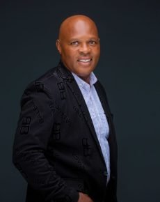 • Mr Samuel Thompson