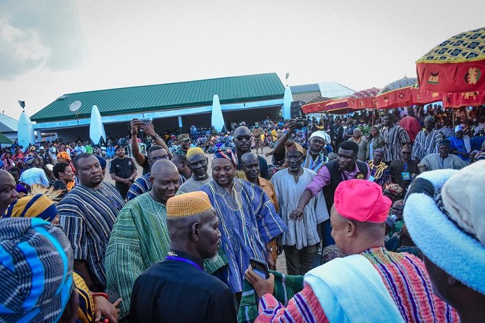 The chiefs and people at the festival