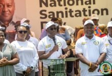 • Mr Ahmed Ibrahim (middle ) speaking at the event