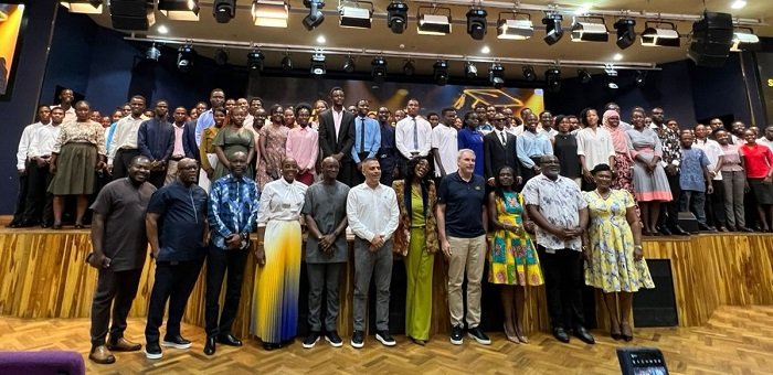 • The scholarship beneficiaries with senior officials of MTN Ghana