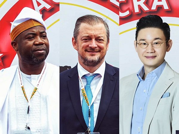 Mr Deen (left) with Mr Parsons and Mr Dong