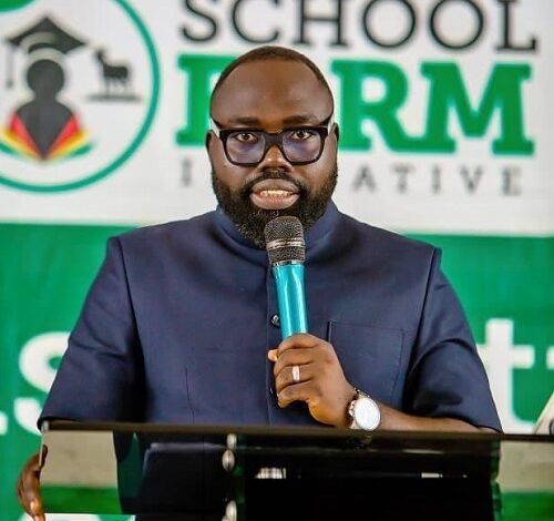 Dr Peter Boamah Otokunor (inset) speaking at the Shea Expo