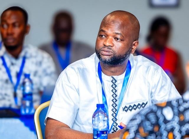 • Mr Hashmin Mohammed