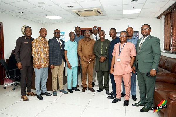 • Mr Simon Madjie (arrowed) with some dignitaries during the roadshow