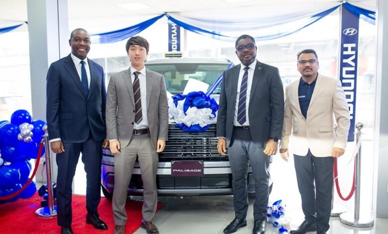 Mr Ganesh Y. Phadale (extreme right) with other dignitaries at the launch