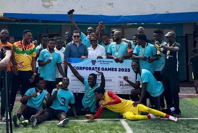 • Members of the victorious GIFF team