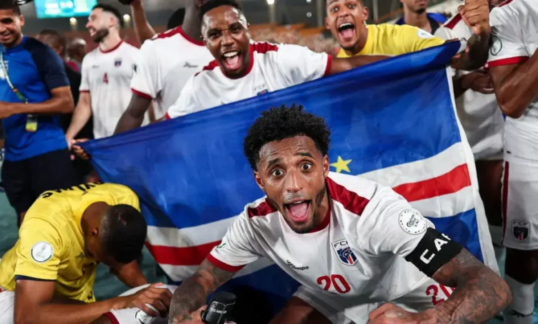 • Players of Cape Verde celebrate after the final whistle