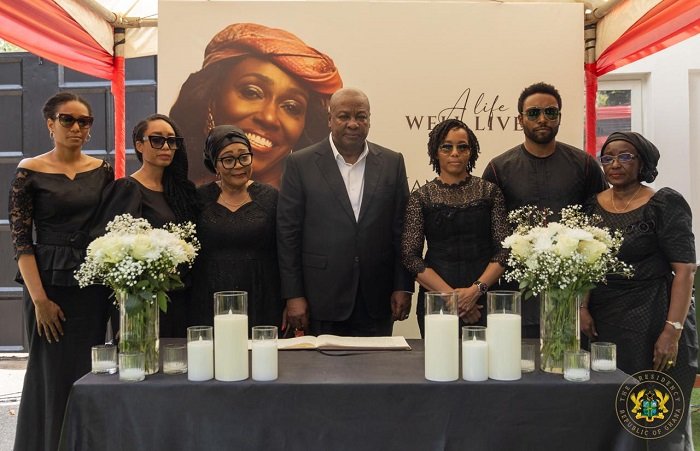 President Mahama and First lady Lordina Mahama with the Rawlings family