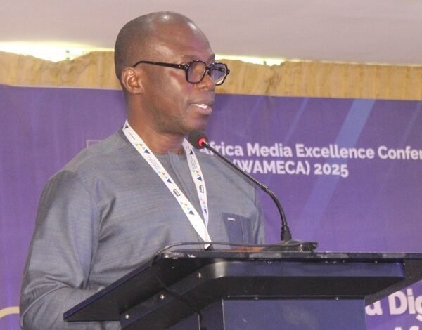 Mr Sulemana Braimah (inset) addressing participants at the conference Photo: Ebo Gorman