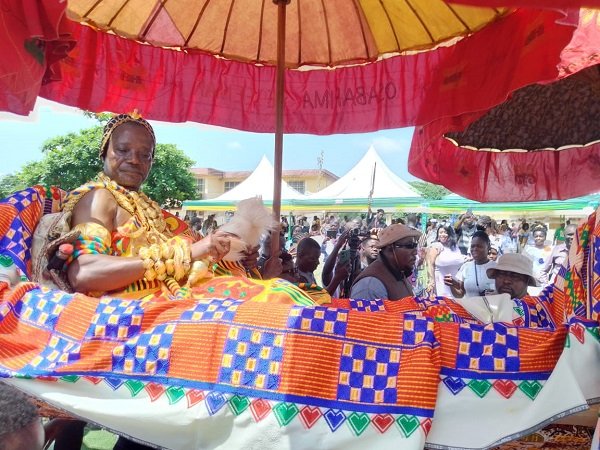 • Osabarima Dr Owusu Beyeeman being carried in a palanquin