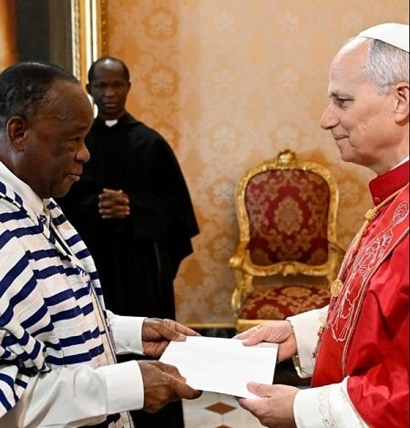 Sir Assorow presenting his Letters of Credence to Pope Leo XIV