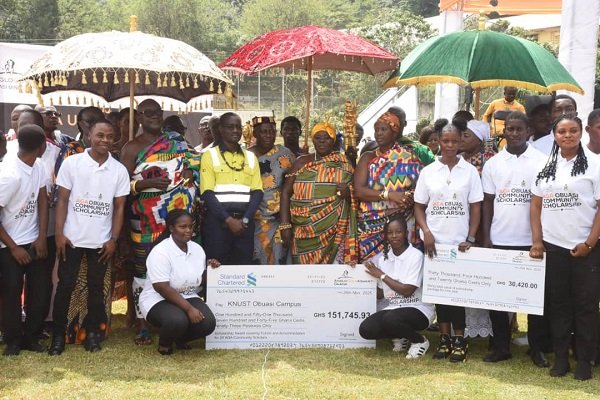 Participants and beneficiaries with their awards