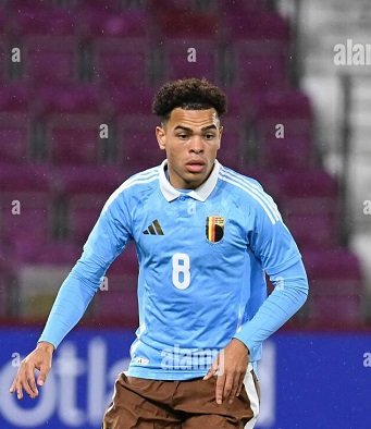 • Mario Stroeykens