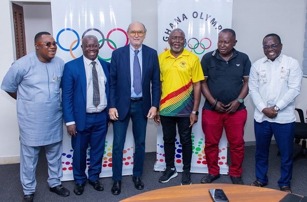 Mr Gianni Merlo (third left) with SWAG President Kwabena Yeboah (second left), Mr Akpokavie (third right) and other members of the GOC