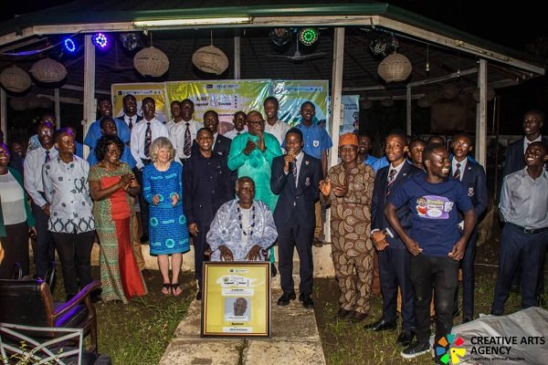 Professor Wosornu (seated middle) with dignitaries at the ceremony