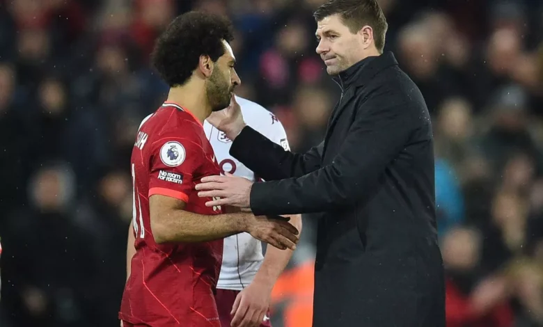 Steven Gerrard (right) with Mohamed Salah
