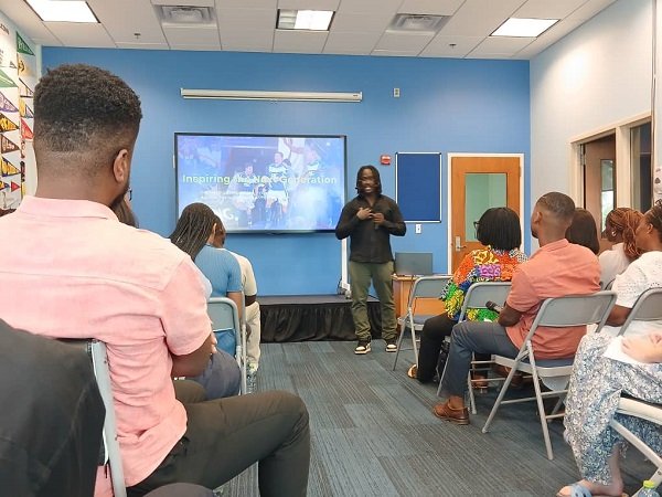 Mr Hanson (infront) engaging participants on arts