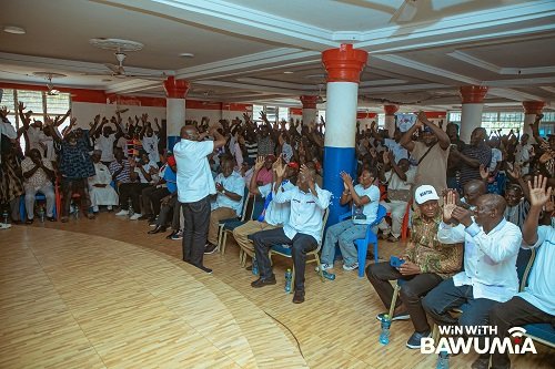 • Dr Bawumia waving at party supporters in Yendi