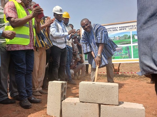 • Mr Bedzrah cutting the sod for work to star