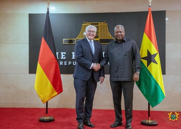 • President Mahama and German President, Frank -Walker Steinmeir (L), in a Hand Shake