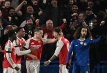 Viktor Gyokeres celebrates scoring the second goal with Ben White, Gabriel Magalhaes and Bukayo Saka