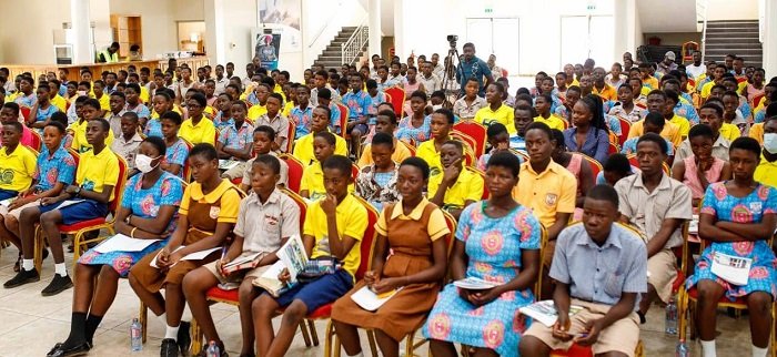 Closing STEM gender gap requires long-term commitment