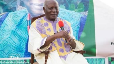 Professor Ladé Wosornu