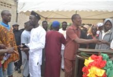 Mr Odamtten (second from right) and Mr Yaba (scond from left) interacting with some members of the Union Photo Victor A. Buxton