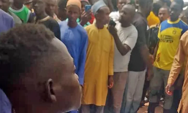 Many mourners came to the funeral prayers and burial of the miners, who were aged between 20 and 40