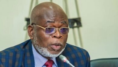 Mr James Kluste Avedzi, DG, SEC