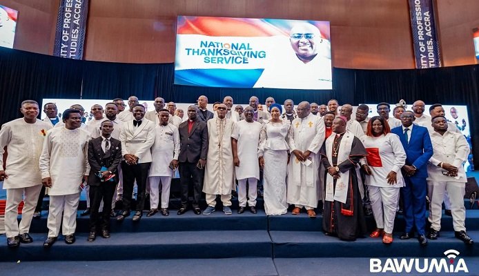 Dr Bawumia (middle) with the clergy and other dignitaries after the programme