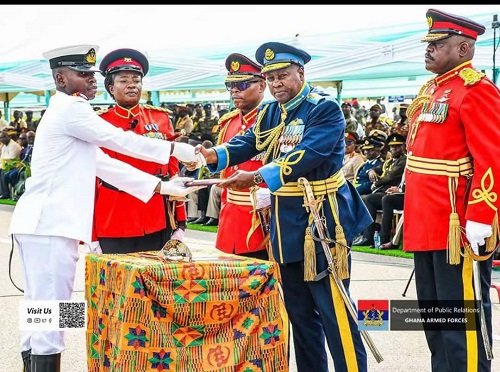 JUO Abayateye(left) receiving his award from President Mahama