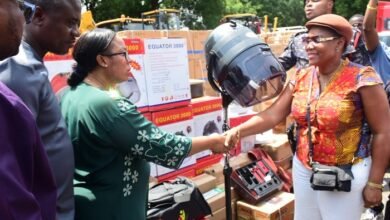 Ms linda Ocloo (second from left) presenting some of the items to Mrs Brown Akuyo Photo Seth Osabukle